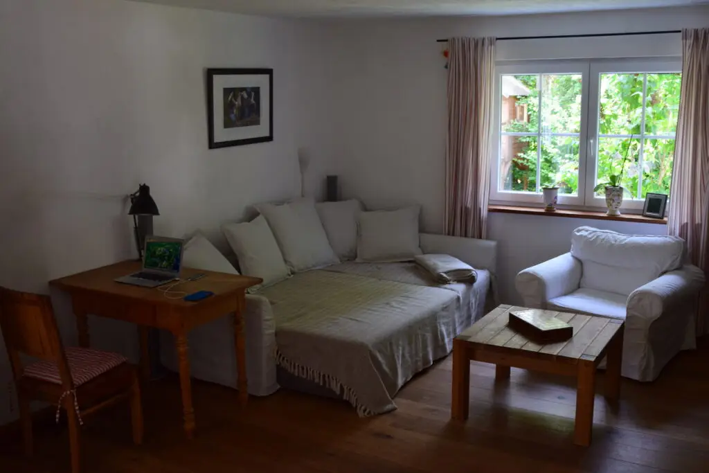 Ferienhaus Spreewald Wohnzimmer mit Kamin