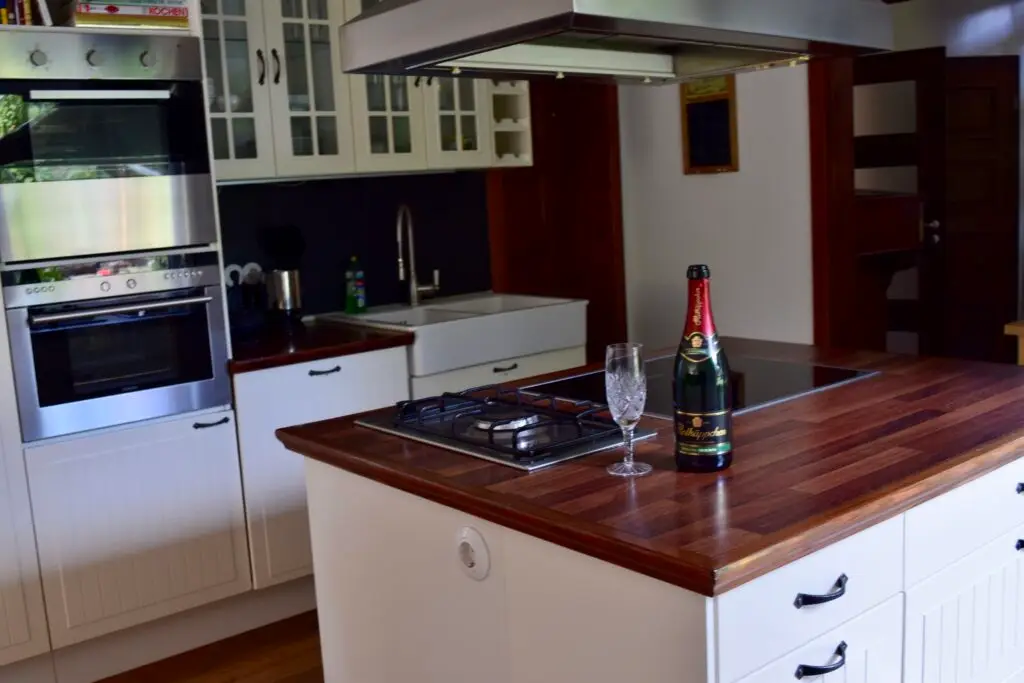 Spreewald Ferienhaus mit moderner Landhausküche